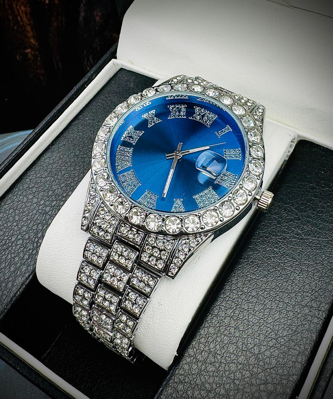 Reloj Diamantado - Red VVS