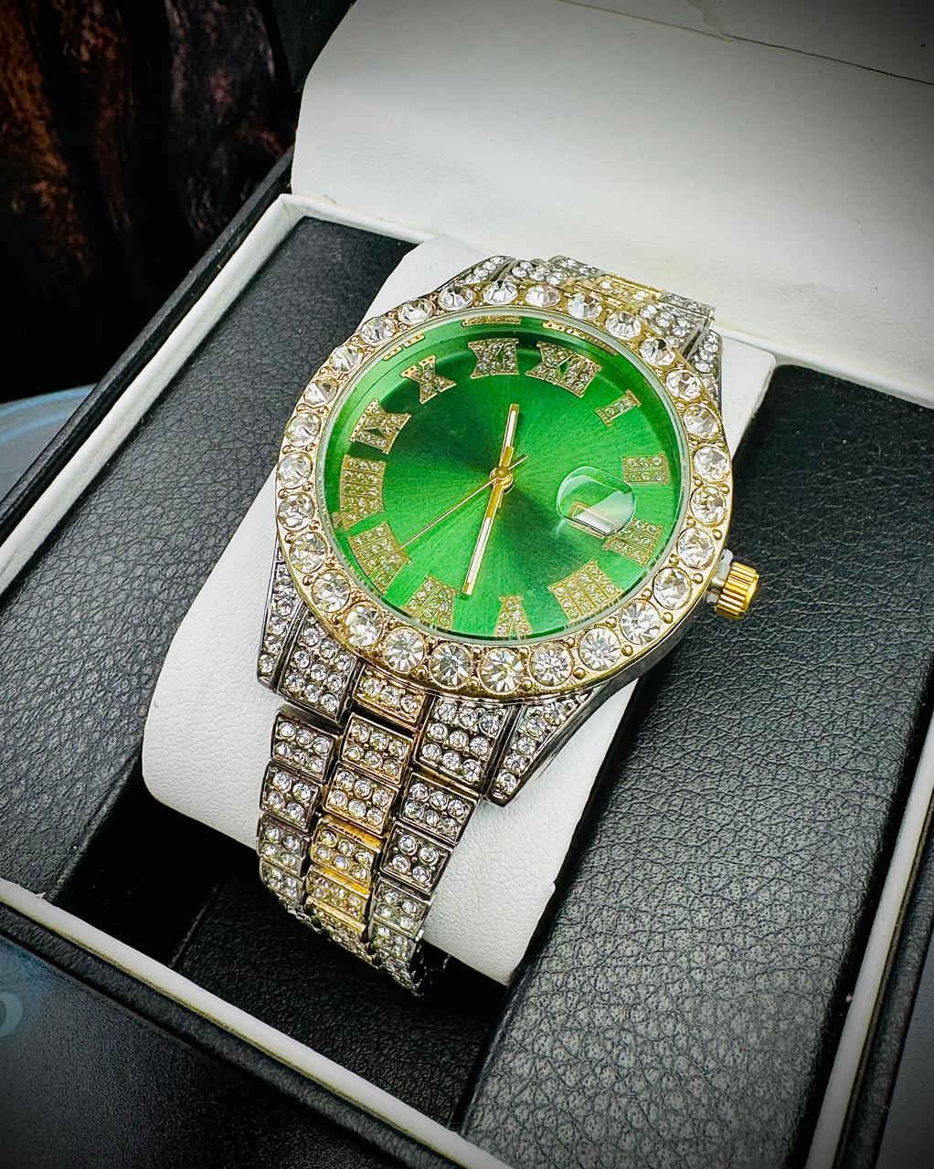 Reloj Diamantado - Red VVS